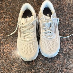 Brooks Cream Athletic Sneakers